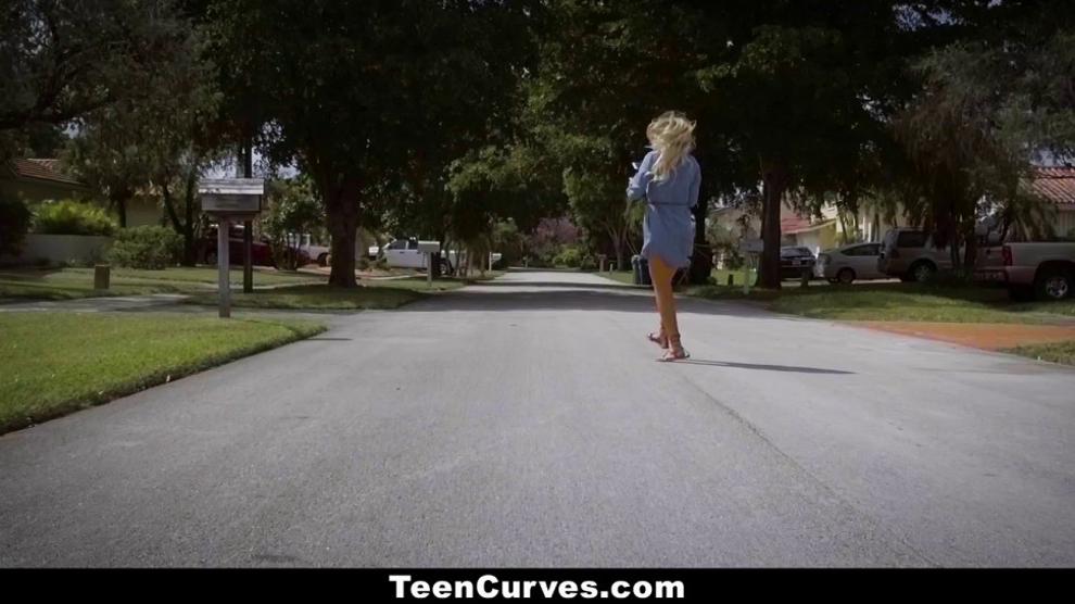 Free HD TeenCurves Eat This Cock Meat Sandwich Teen Curves Porn Video