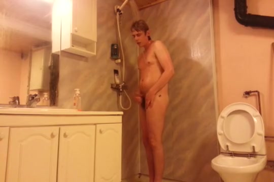 Shower Spy - Free HD Spy cam - roommate masturbating in shower Porn Video