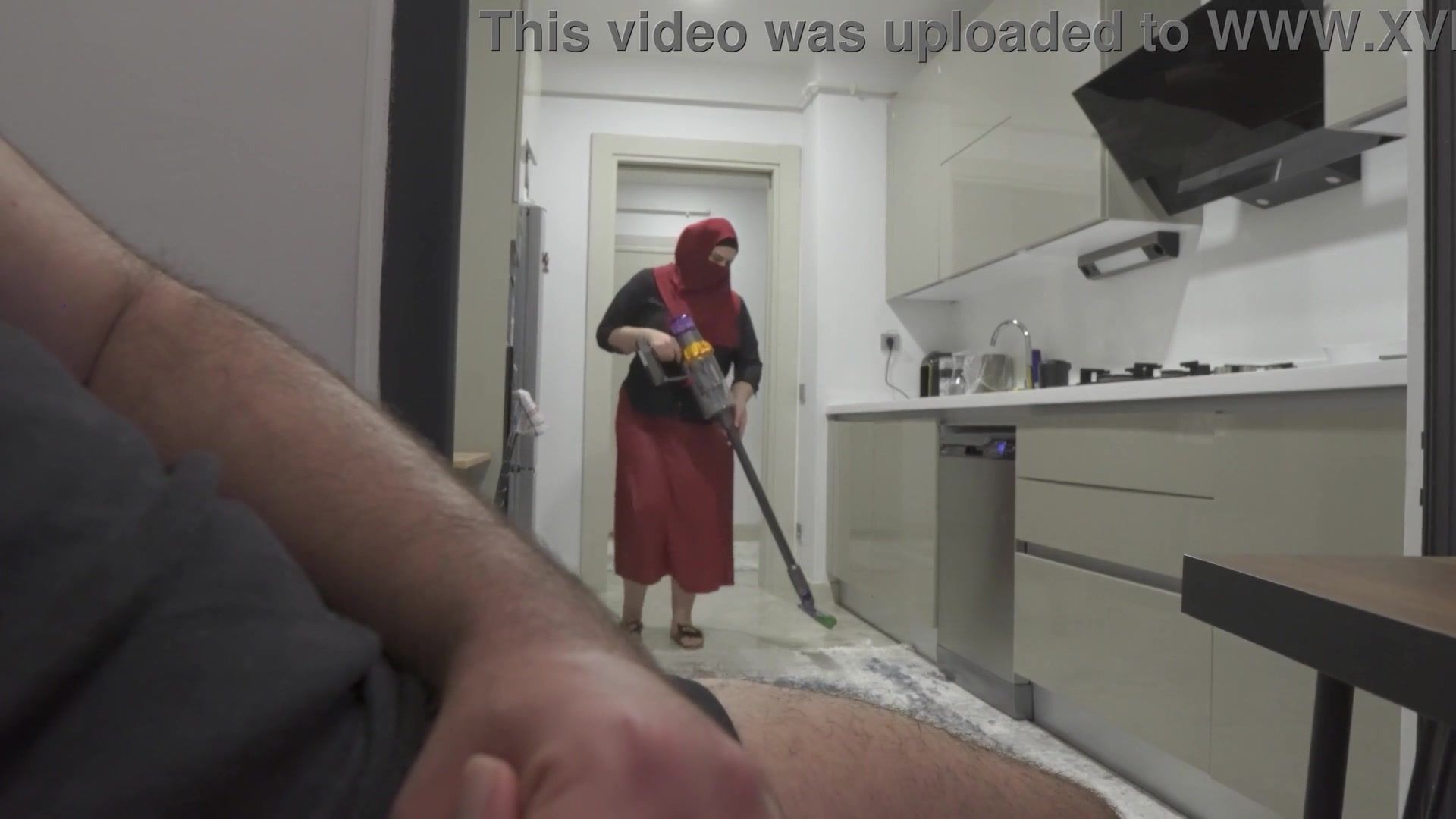 1920px x 1080px - Free HD Risky jerk off while watching big butt Muslim stepmom in the kitchen.  MUST SEE THE REACTION. Porn Video