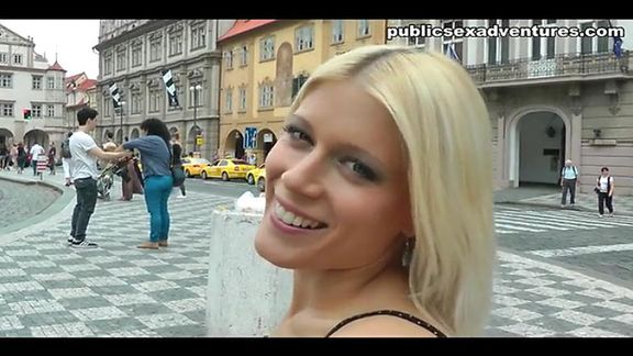 Horny Girlfriend Wild - Free HD Wild public sex with horny blonde girl Porn Video