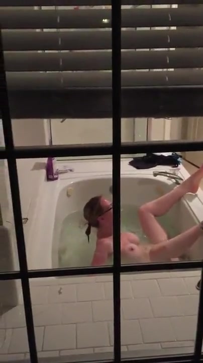 Girl Masturbating In Shower - Free HD Hot Nerdy Girl in Glasses Caught Masturbating in Shower Porn Video