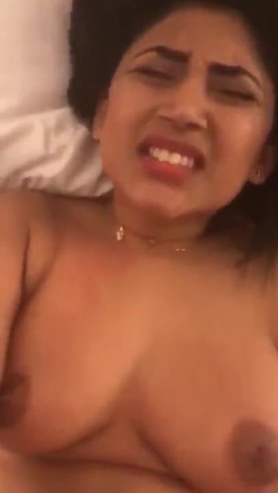 Indiangfvideo Com - Free HD Indian Girlfriend say ' Baas Kero' Porn Video