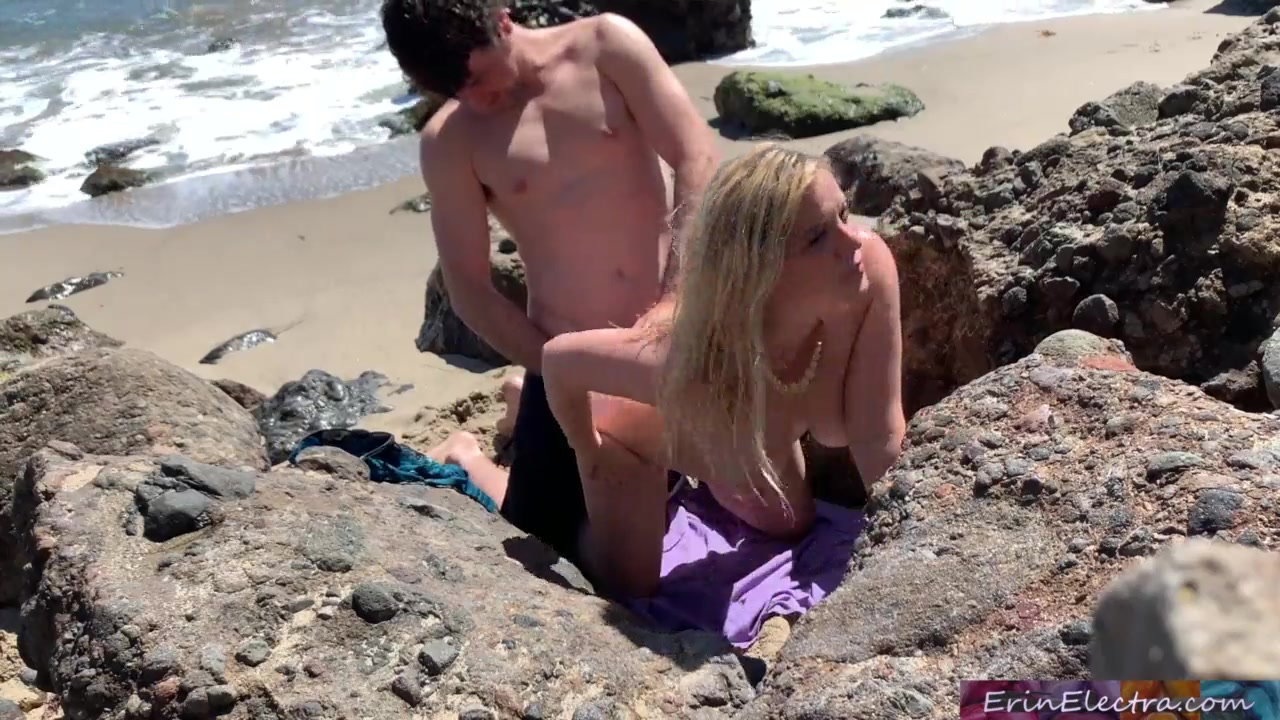 Blonde Beach Fucking - Free HD Voluptuous blonde sunbathing nude on the beach fucks passer-by -  Erin Electra Porn Video